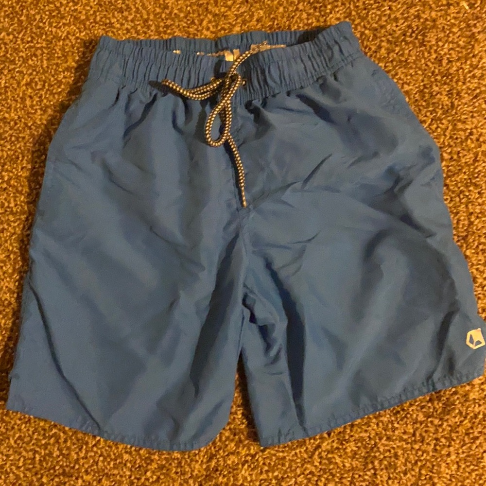 Boys bathing suit size small . Best fits 8 boy